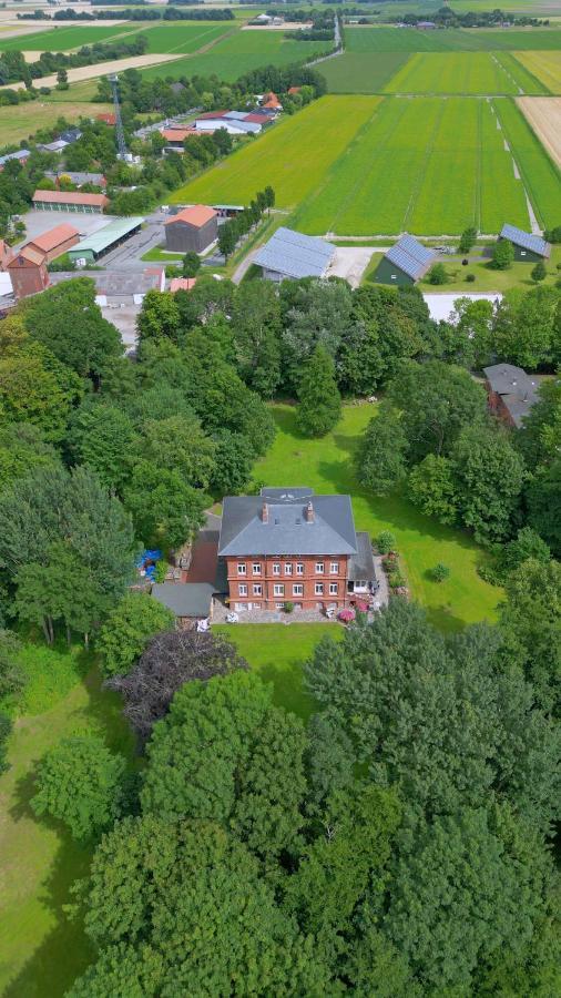 Apartament Haus Im Park Wesselburen Zewnętrze zdjęcie