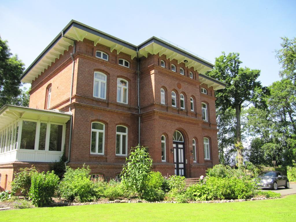 Apartament Haus Im Park Wesselburen Zewnętrze zdjęcie