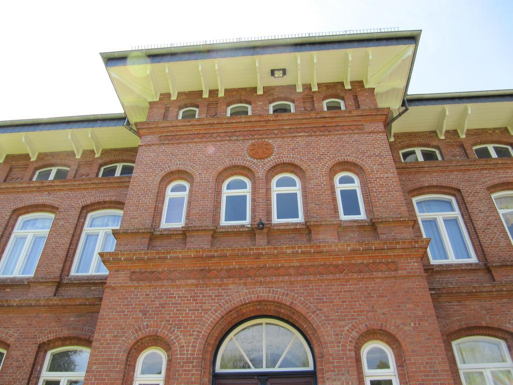 Apartament Haus Im Park Wesselburen Zewnętrze zdjęcie