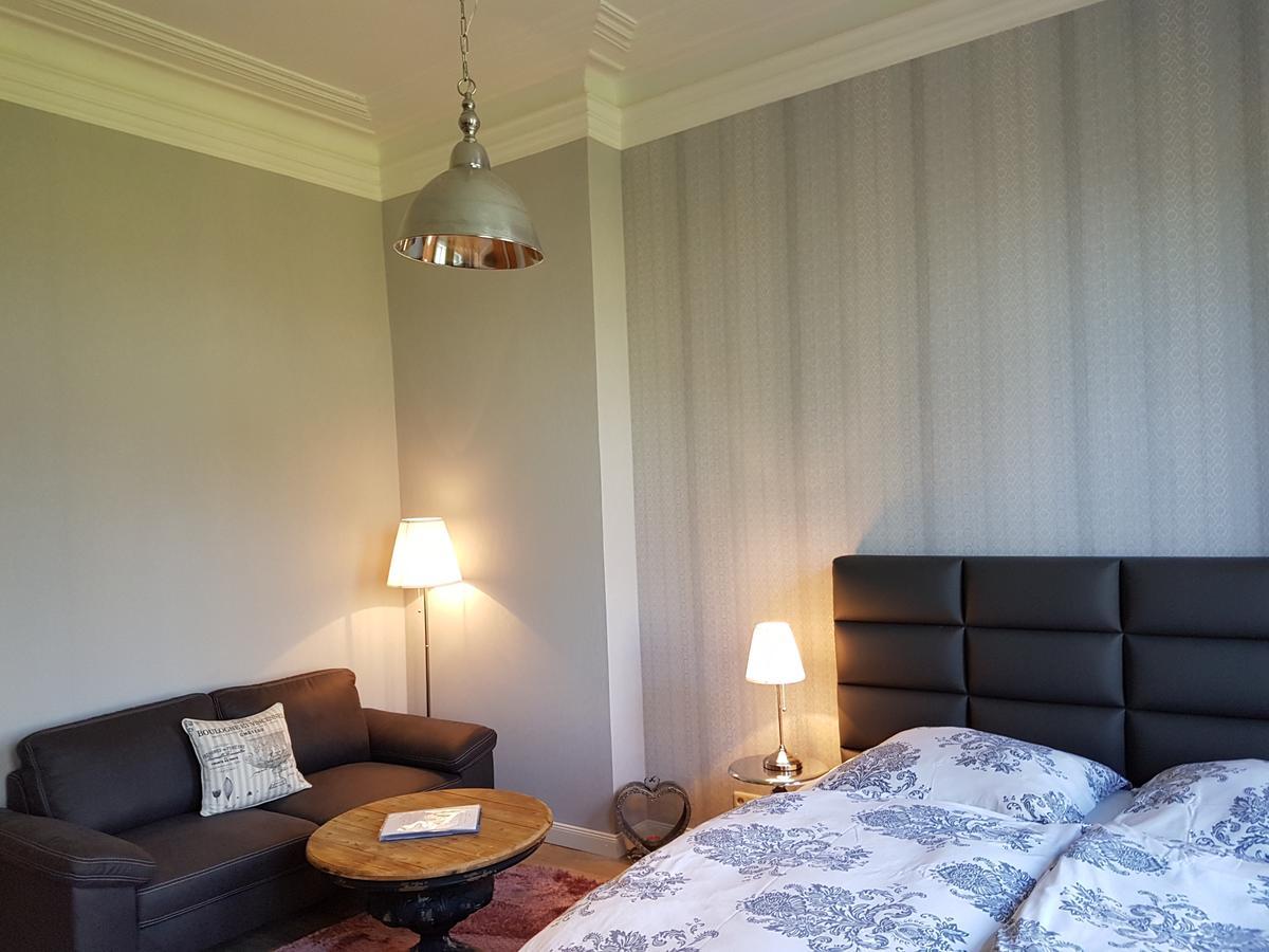 Apartament Haus Im Park Wesselburen Zewnętrze zdjęcie