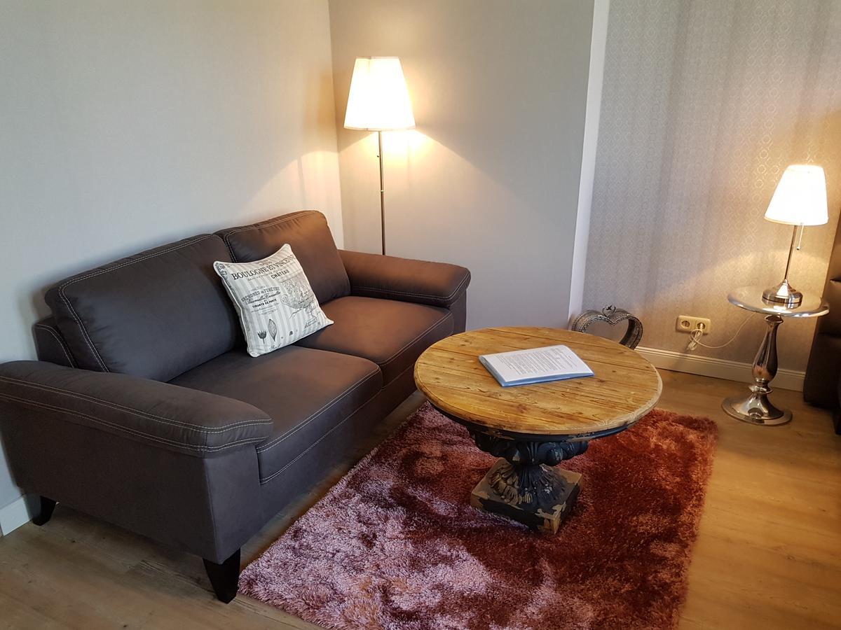 Apartament Haus Im Park Wesselburen Zewnętrze zdjęcie